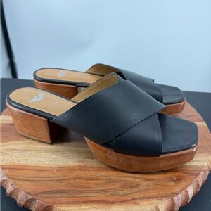 FORTRESS of Inca Frankie Platform Clog Sandal In black leather sz 41 11